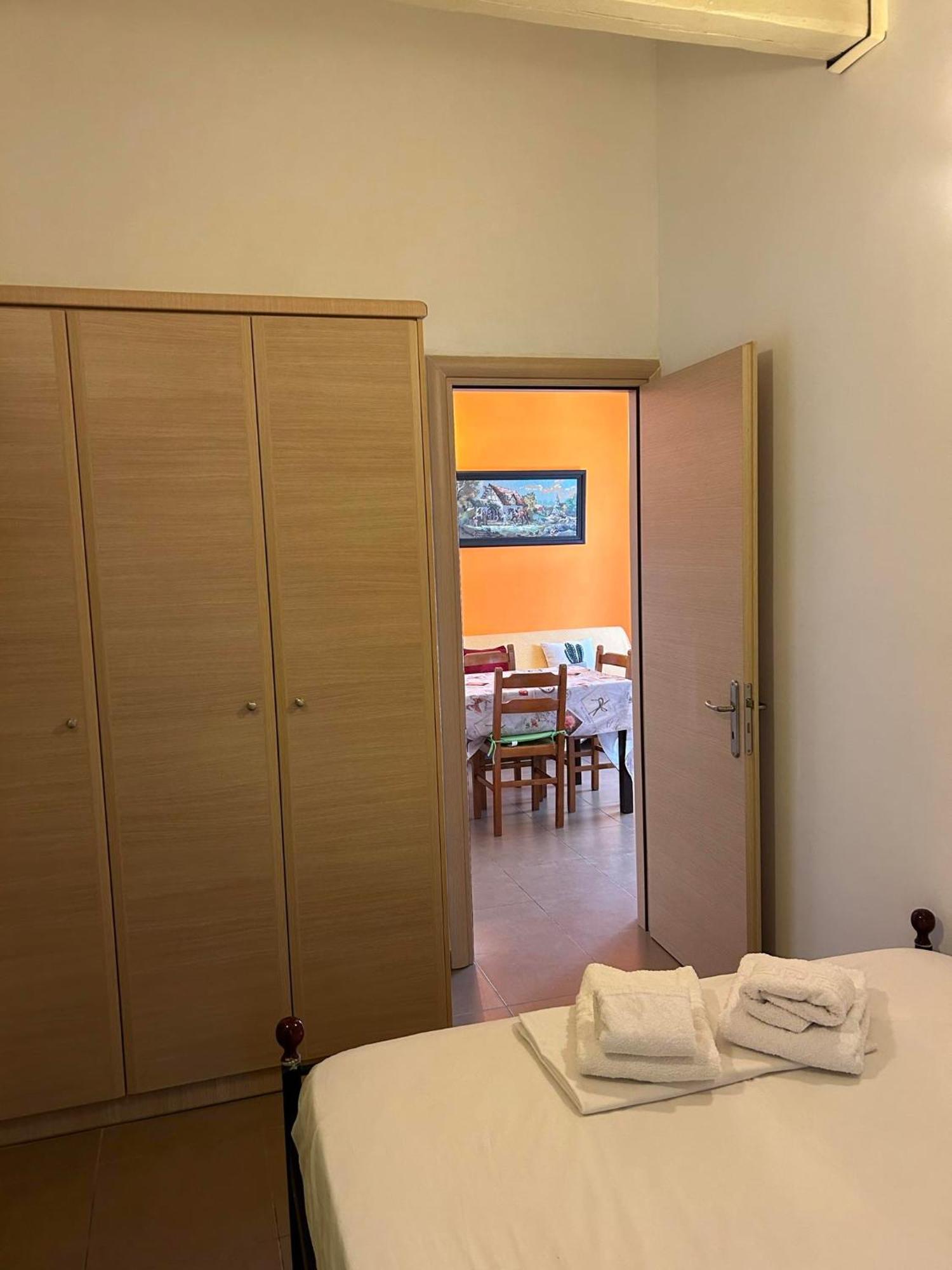 Sofia Apartments Paralia Irion Buitenkant foto