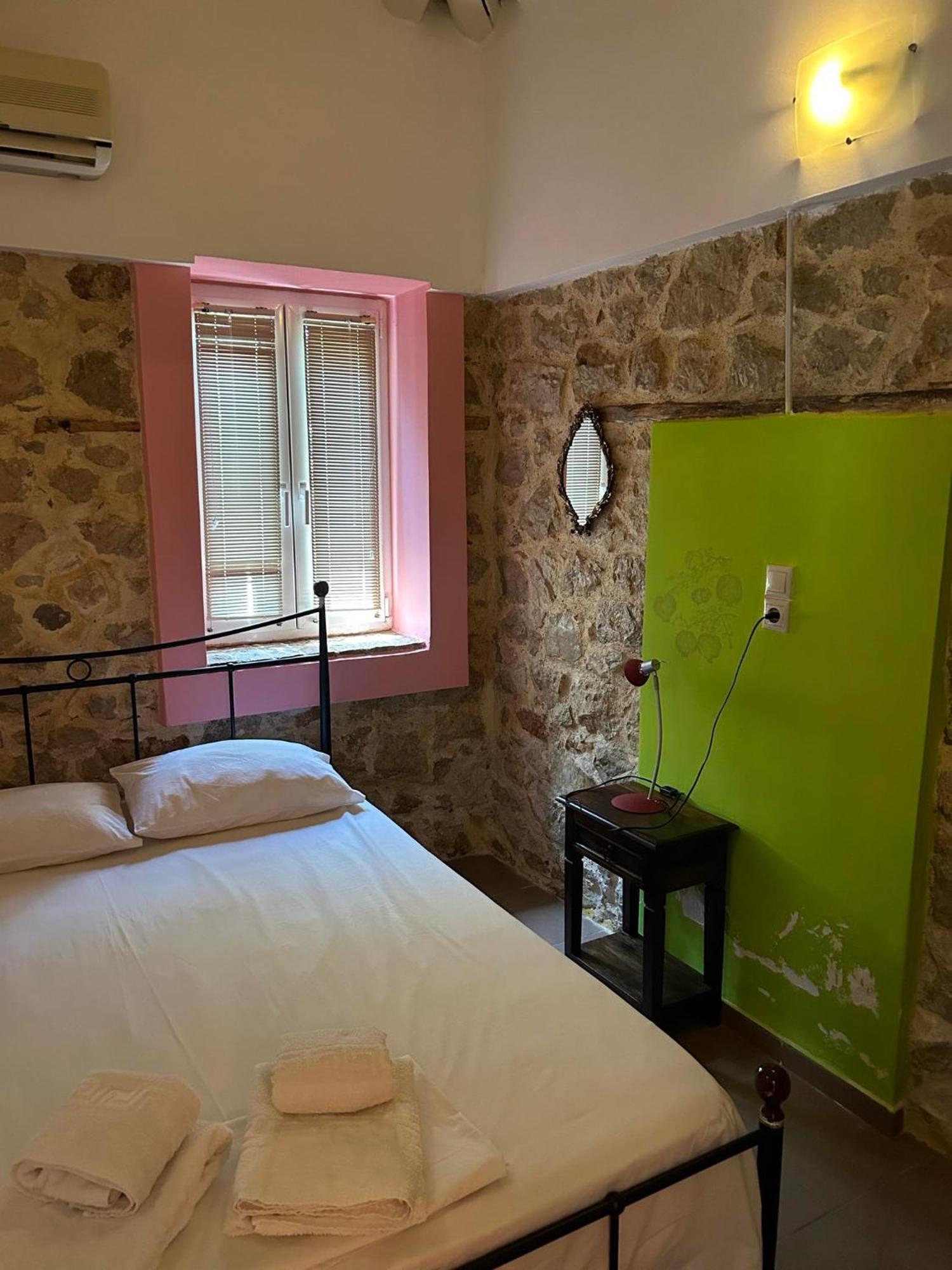Sofia Apartments Paralia Irion Buitenkant foto